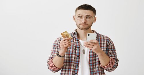 Что влияет на кредитный лимит: главные факторы банка