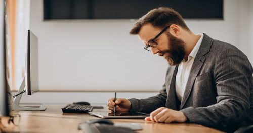 Рейтинг брокеров Казахстана 2025: как выбрать лучшего для инвестиций
