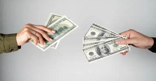 Сравнение лучших обменников валют в Тбилиси: рейтинг USD/GEL 2026